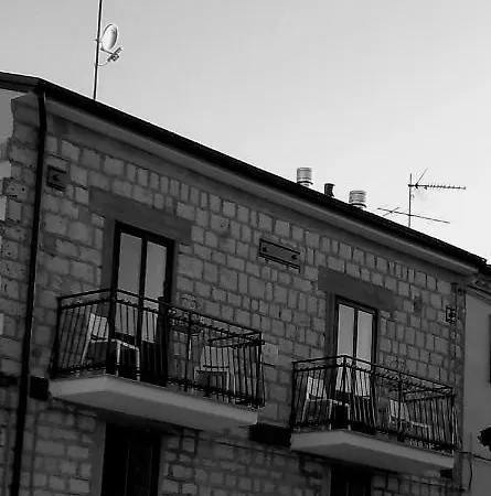 Alojamento de Acomodação e Pequeno-almoço Casa Di Carmine 1915 - Solo Adulti Gamberale